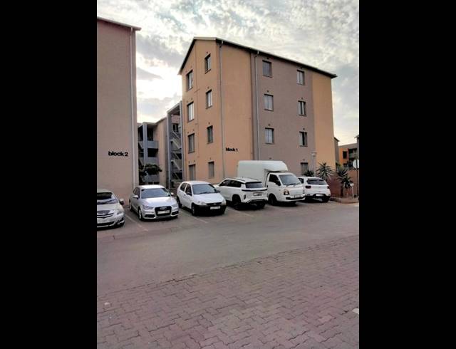 2 BEDROOM APARTMENT FOR SALE IN JABULANI